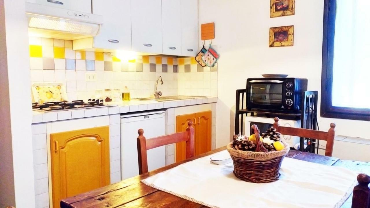 Hostal La Vecchia Fornace Cortona Exterior foto